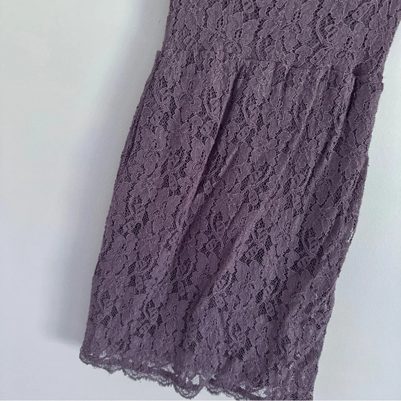 1 💜 Babaton Aritzia Lace Floral Dress - Picture 3 of 7